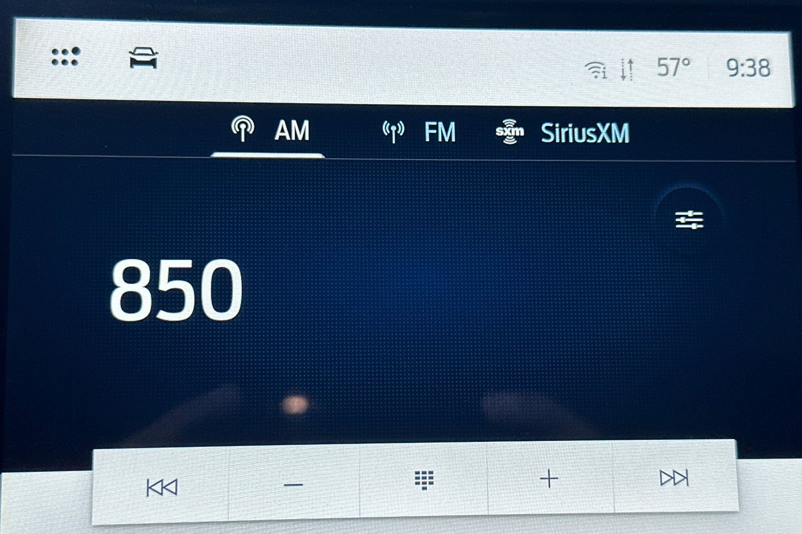 Used 2024 Ford Edge SEL image 19