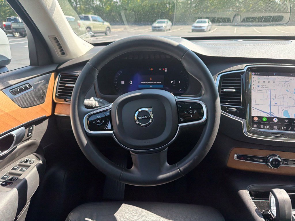 Used 2023 Volvo XC90 B5 Plus w/ Protection Package Premier AWD/4WD image 13