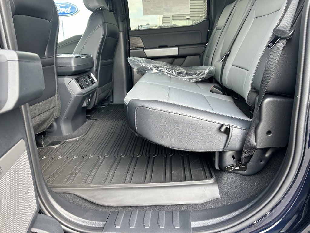 New 2025 Ford F150 Lightning Lariat image 17