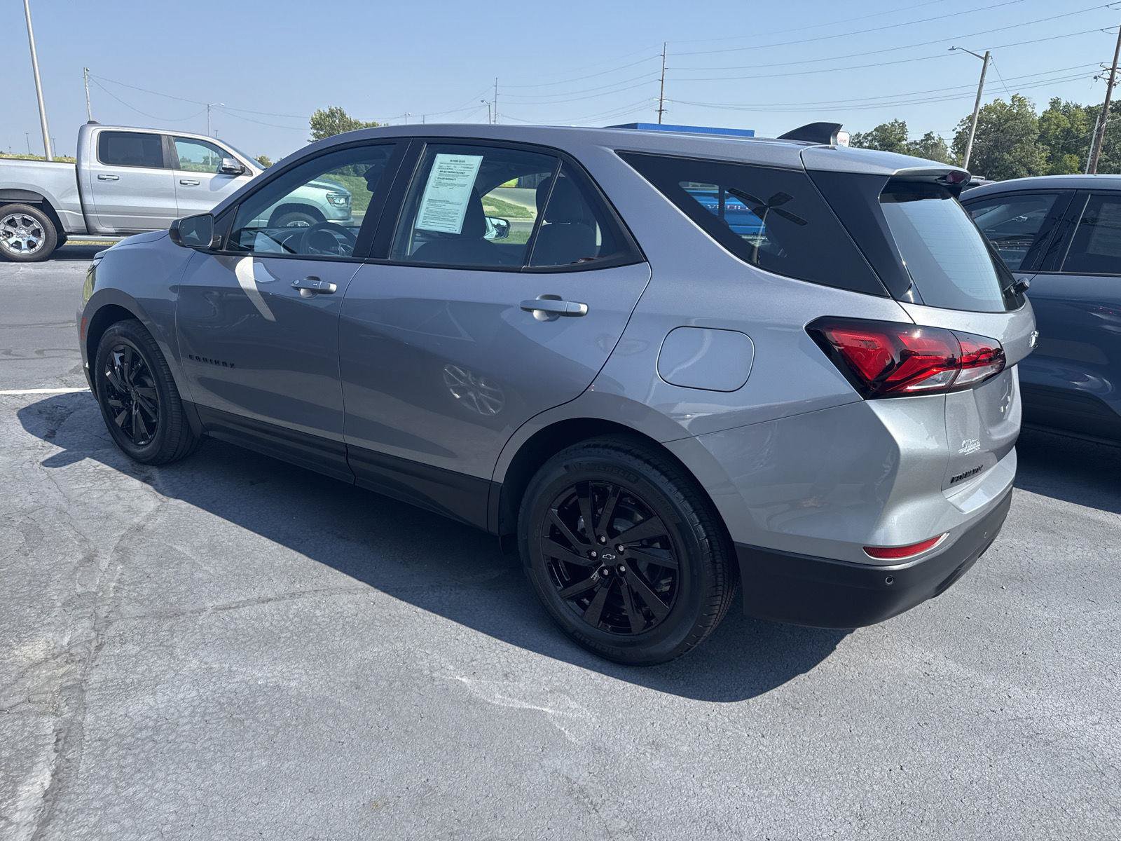Certified 2024 Chevrolet Equinox LS w/ Sport Edition FWD image 2