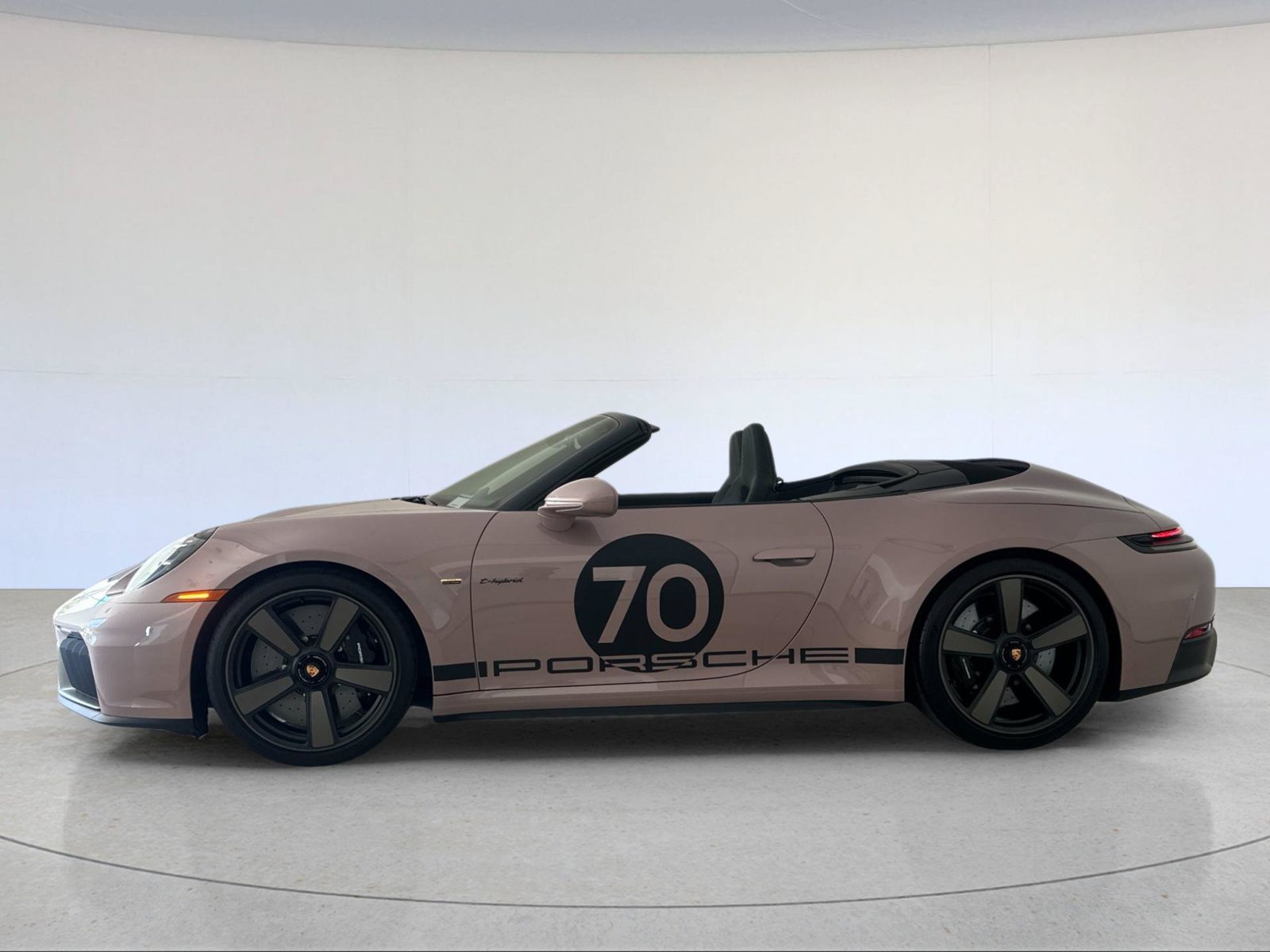 Certified 2026 Porsche 911 GTS RWD image 2