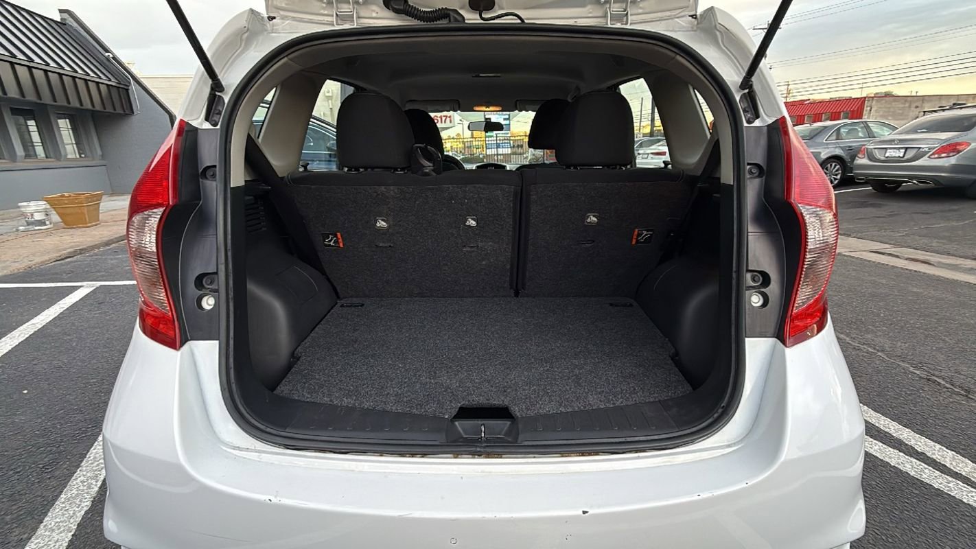 Used 2017 Nissan Versa Note SV image 14