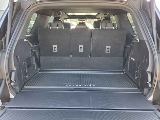 Used 2025 Ford Expedition Tremor image 17
