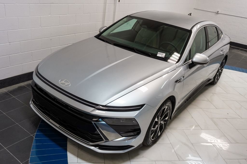 Used 2025 Hyundai Sonata SEL FWD image 45