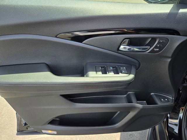 Used 2019 Honda Passport Touring image 16