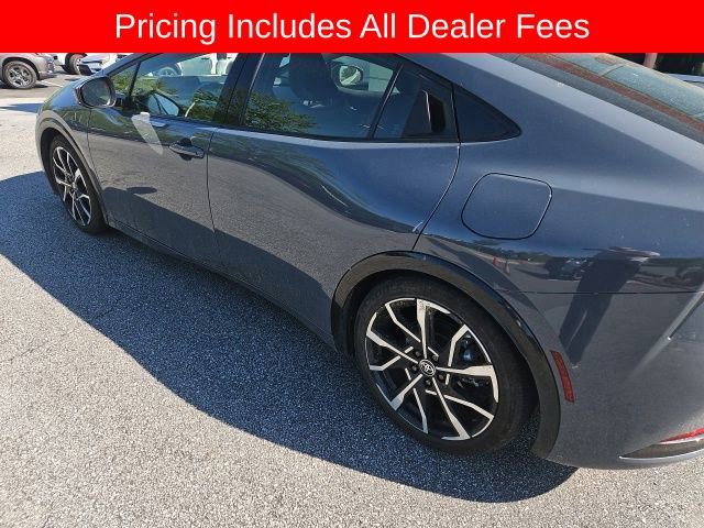 Used 2024 Toyota Prius Prime FWD image 3