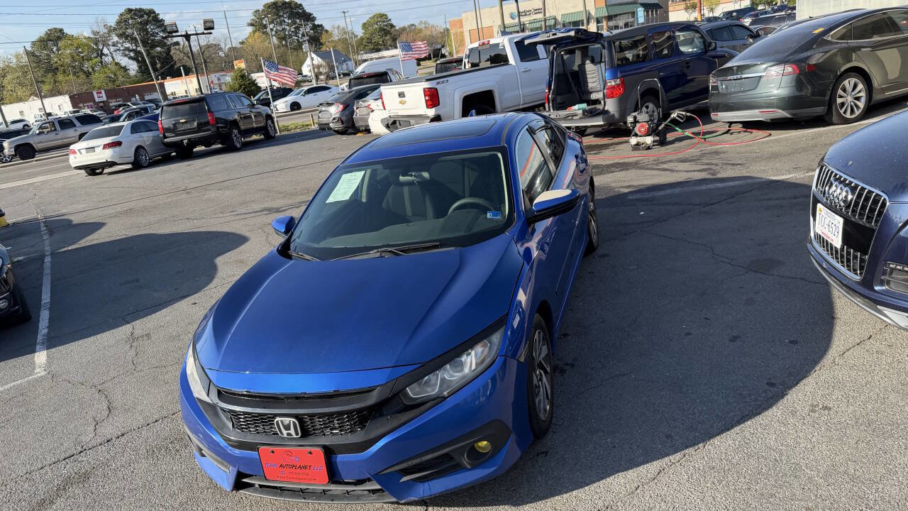 Used 2017 Honda Civic EX image 8