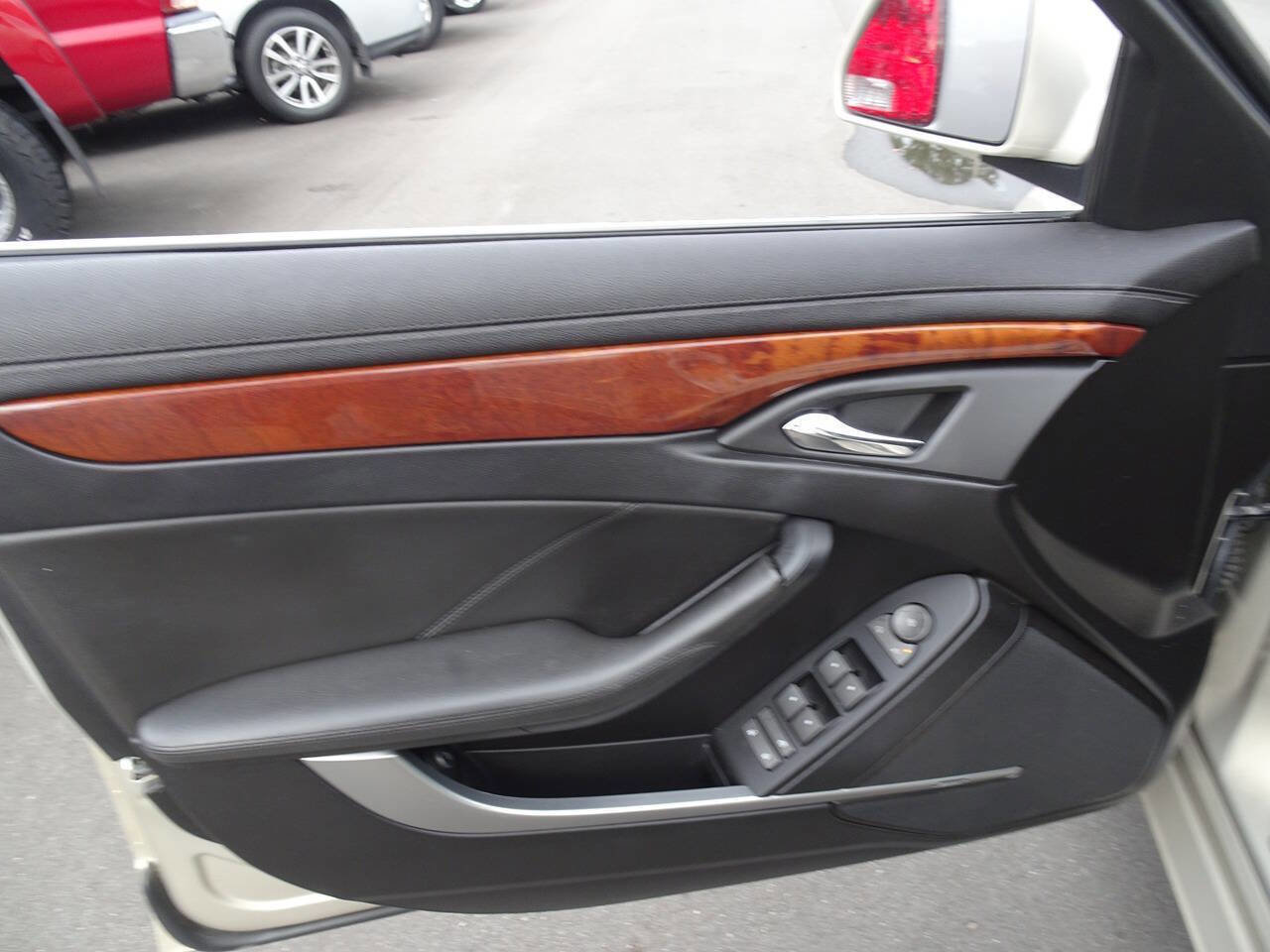 Used 2008 Cadillac CTS 3.6 w/ Wood Trim Package image 21