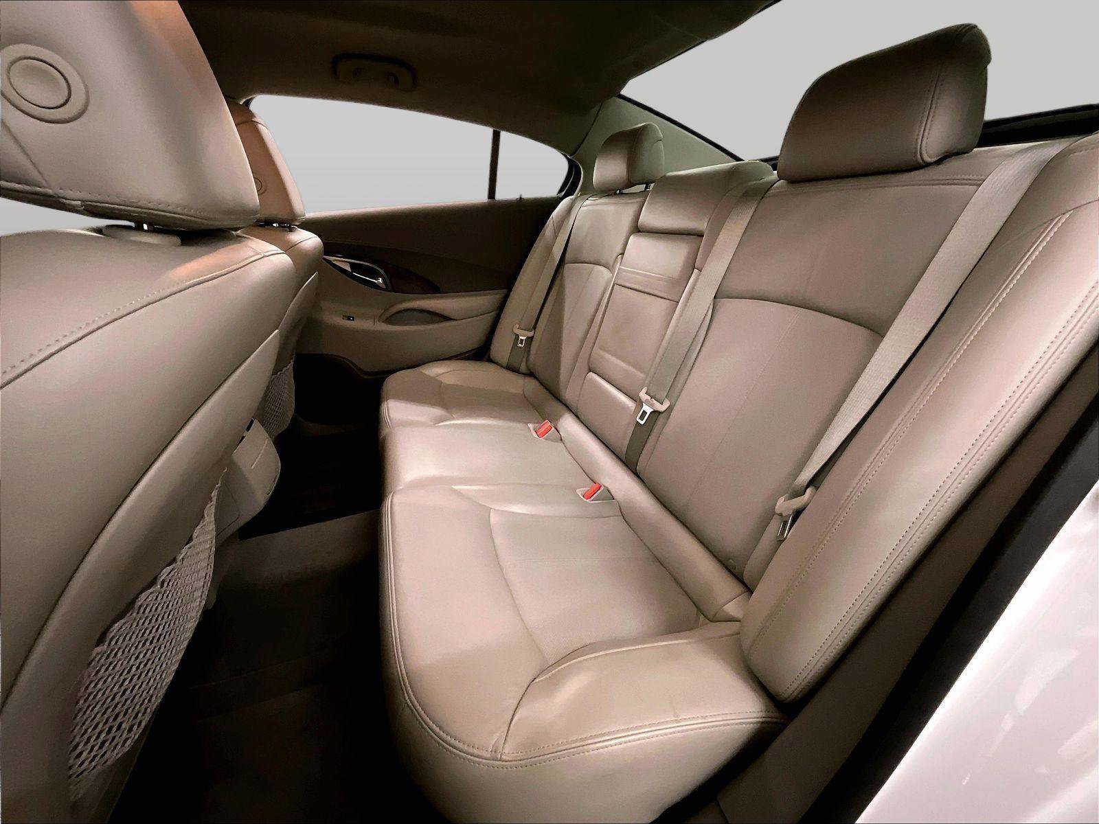 Used 2010 Buick LaCrosse CXL w/ Luxury Package AWD/4WD image 26