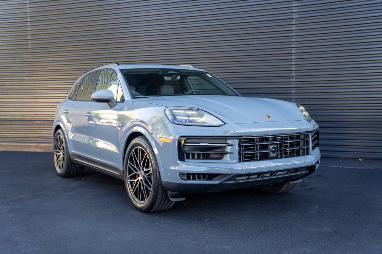 New 2026 Porsche Cayenne S AWD/4WD image 9