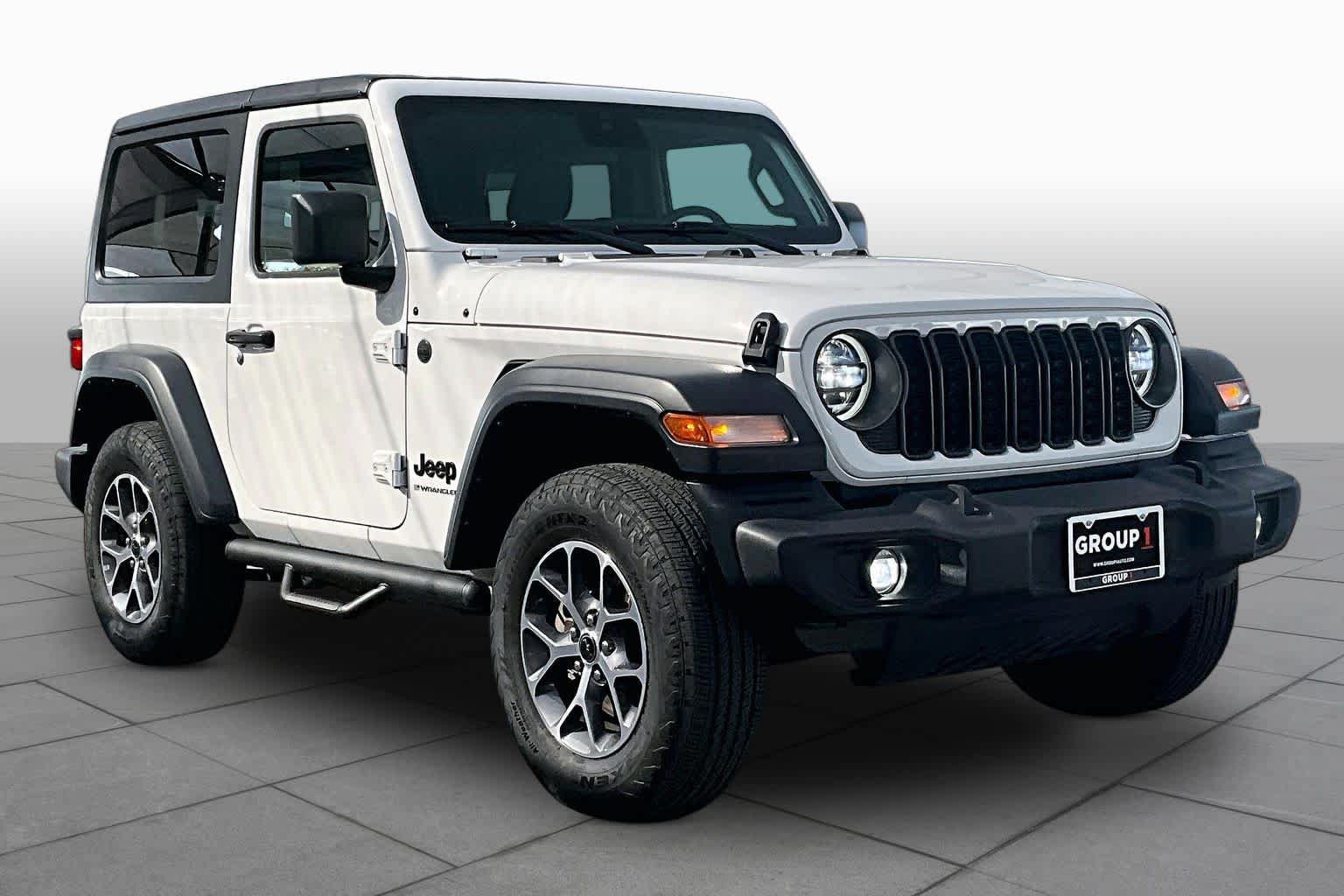 Used 2024 Jeep Wrangler Sport AWD/4WD image 3