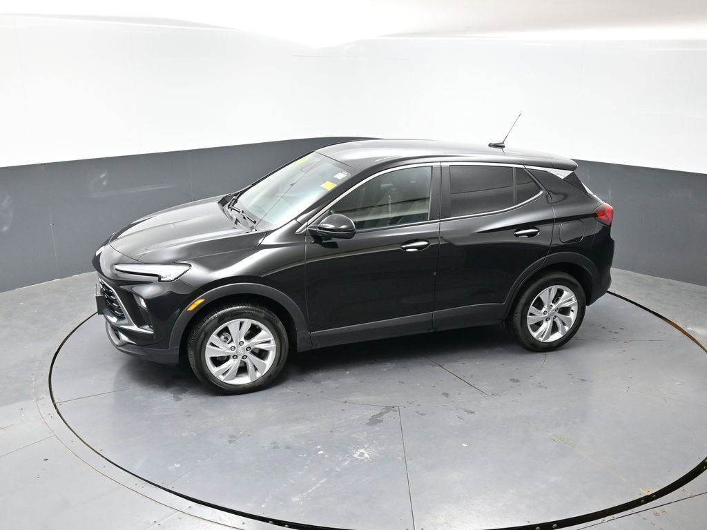 Used 2025 Buick Encore GX Preferred AWD/4WD image 47