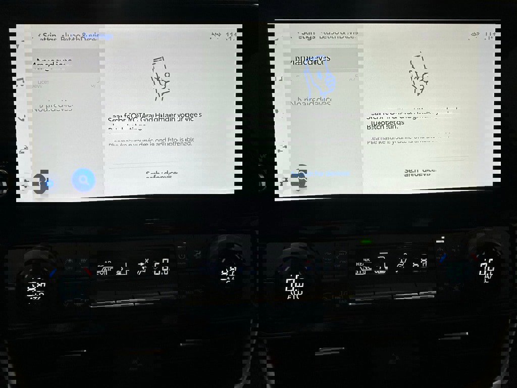 Used 2025 Toyota Grand Highlander AWD image 29