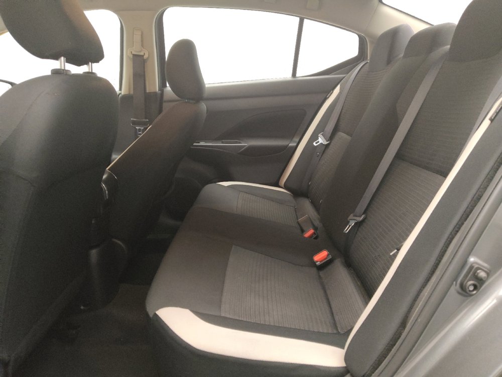 Used 2021 Nissan Versa SV image 18