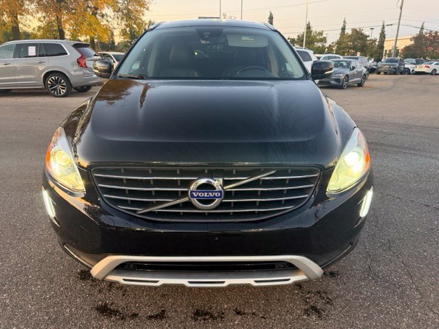 Used 2017 Volvo XC60 T6 Dynamic w/ Climate Package AWD/4WD image 2