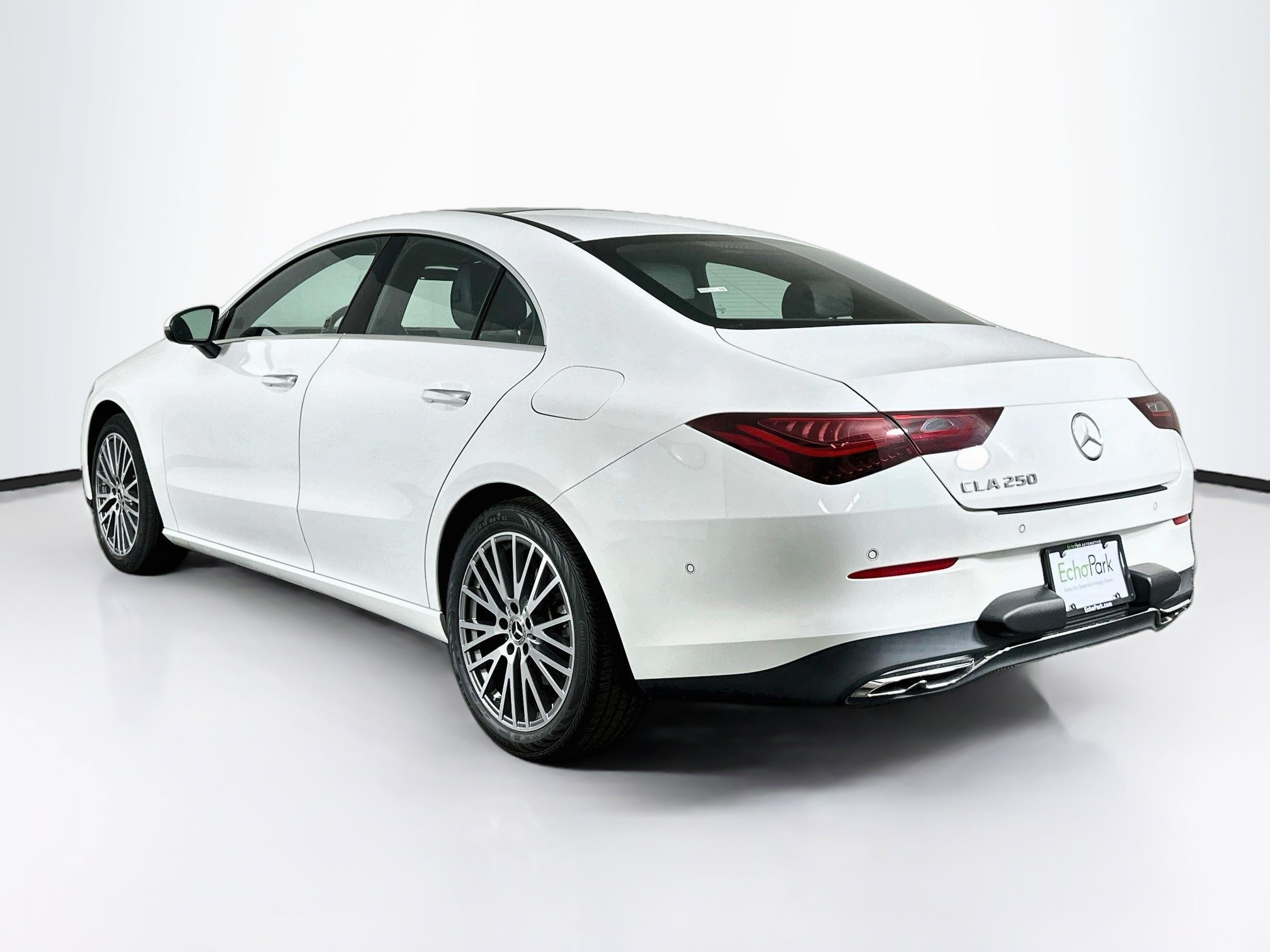 Used 2025 Mercedes-Benz CLA 250 image 5