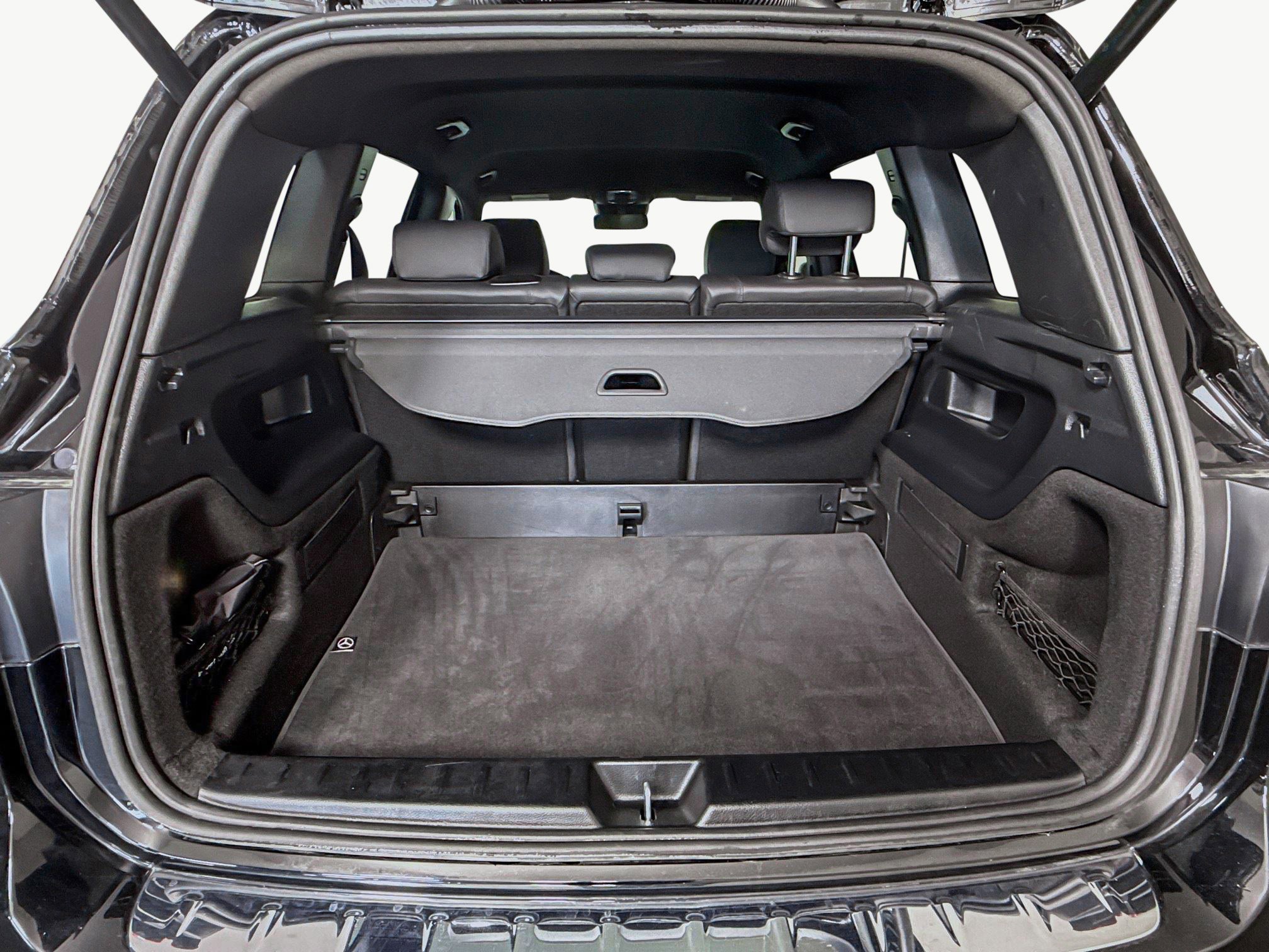 Used 2025 Mercedes-Benz GLB 250 image 35