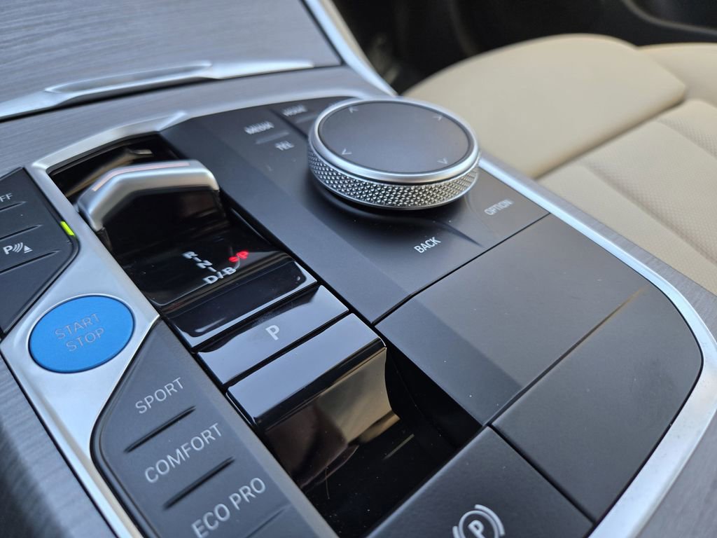 Certified 2025 BMW i4 xDrive40i image 25