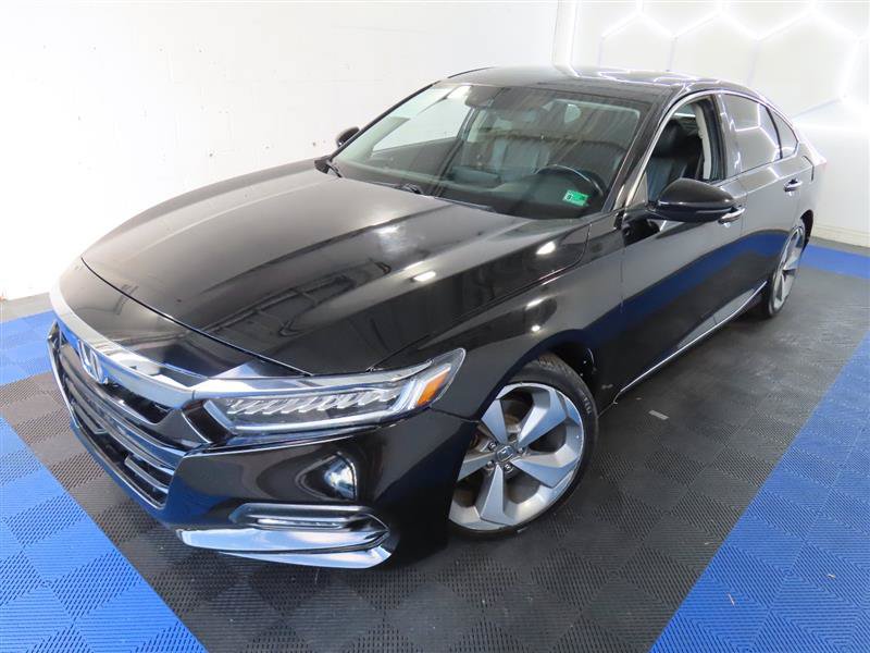 Used 2018 Honda Accord Touring image 7