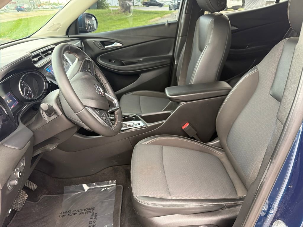 Used 2021 Buick Encore GX Select image 11