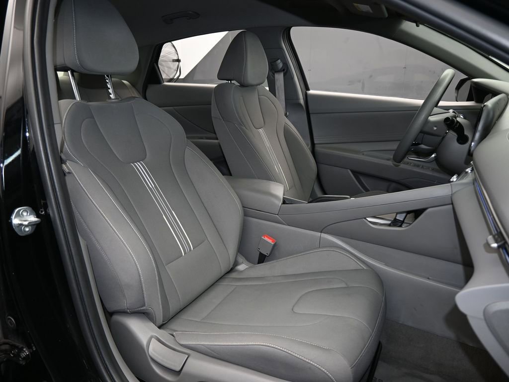 Used 2024 Hyundai Elantra SEL image 42