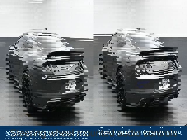 Used 2020 Ford Mustang EcoBoost image 8