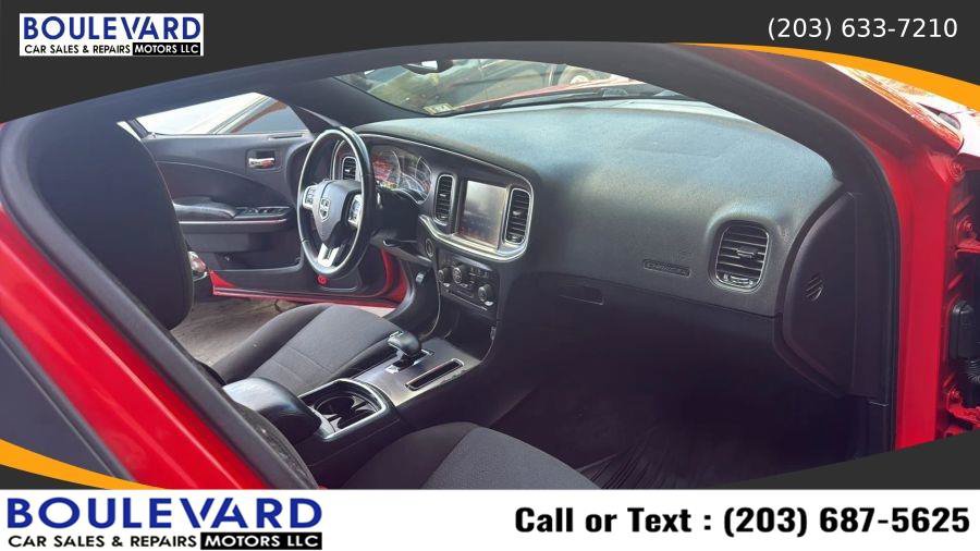 Used 2014 Dodge Charger SXT AWD/4WD image 38