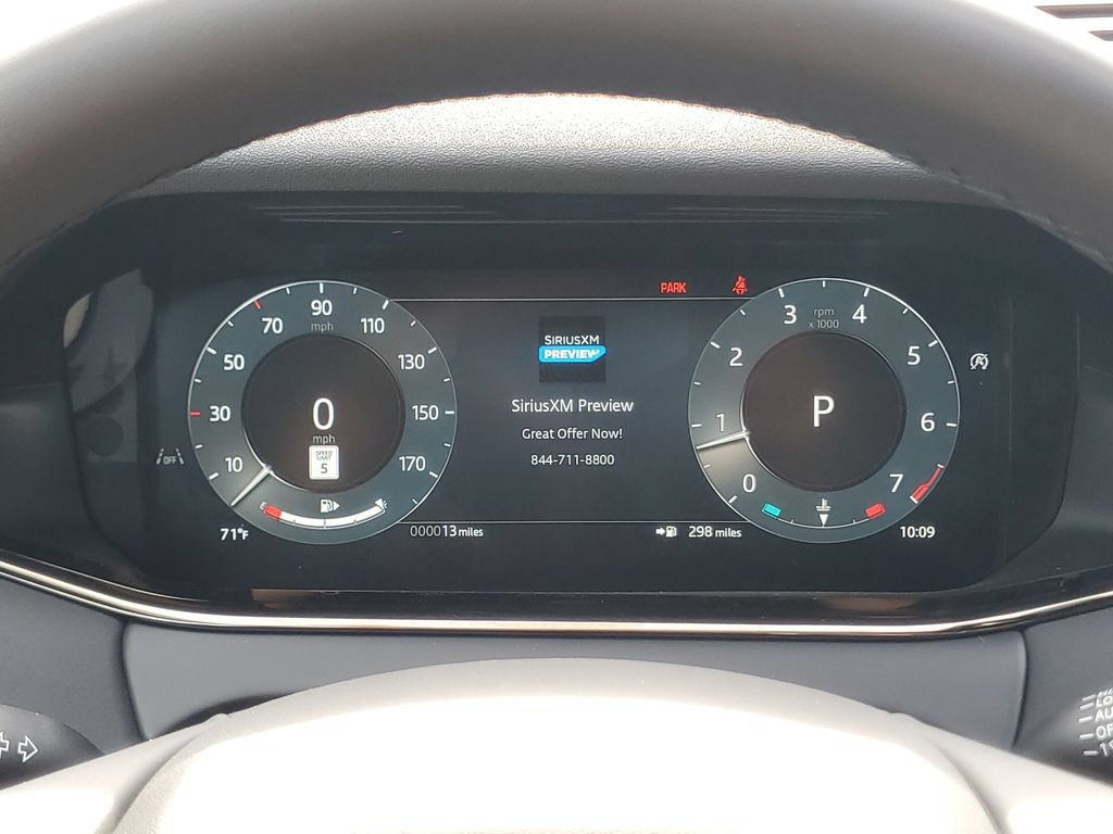 New 2026 Land Rover Range Rover Evoque S AWD/4WD image 16