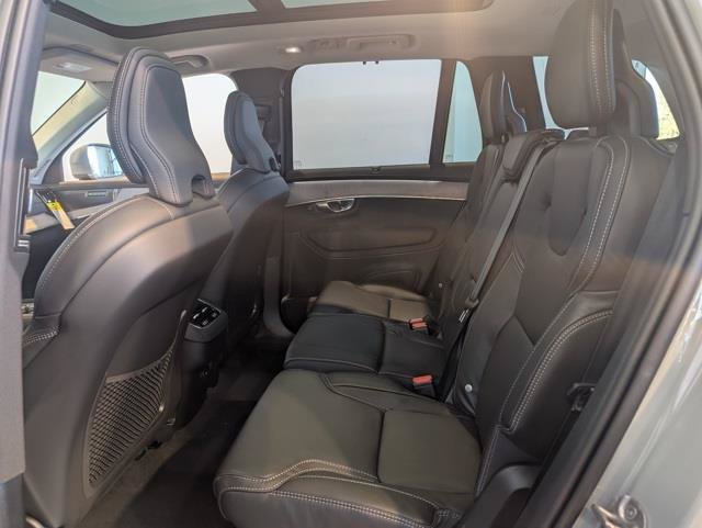 New 2026 Volvo XC90 B6 Ultra w/ Protection Package AWD/4WD image 24