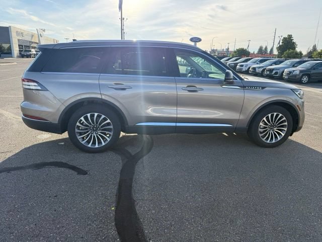 Used 2021 Lincoln Aviator Reserve w/ Equipment Group 201A AWD/4WD image 12