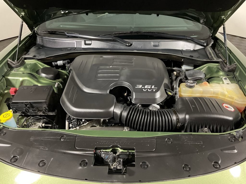 Used 2018 Dodge Charger GT w/ Blacktop Package AWD/4WD image 40