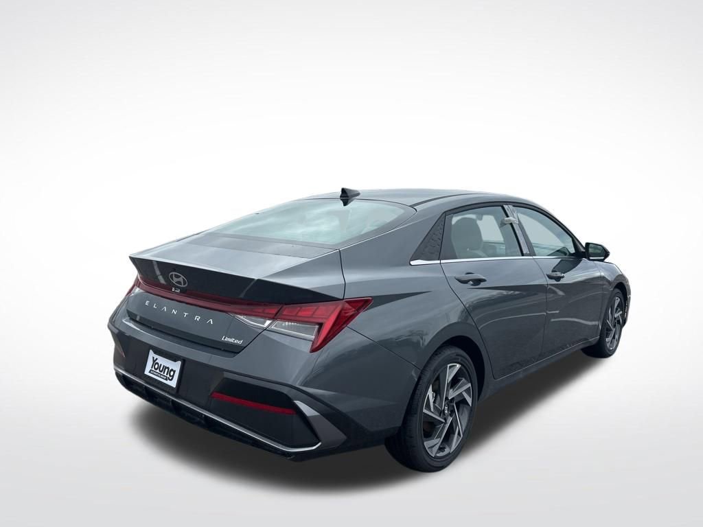 New 2026 Hyundai Elantra Limited image 6