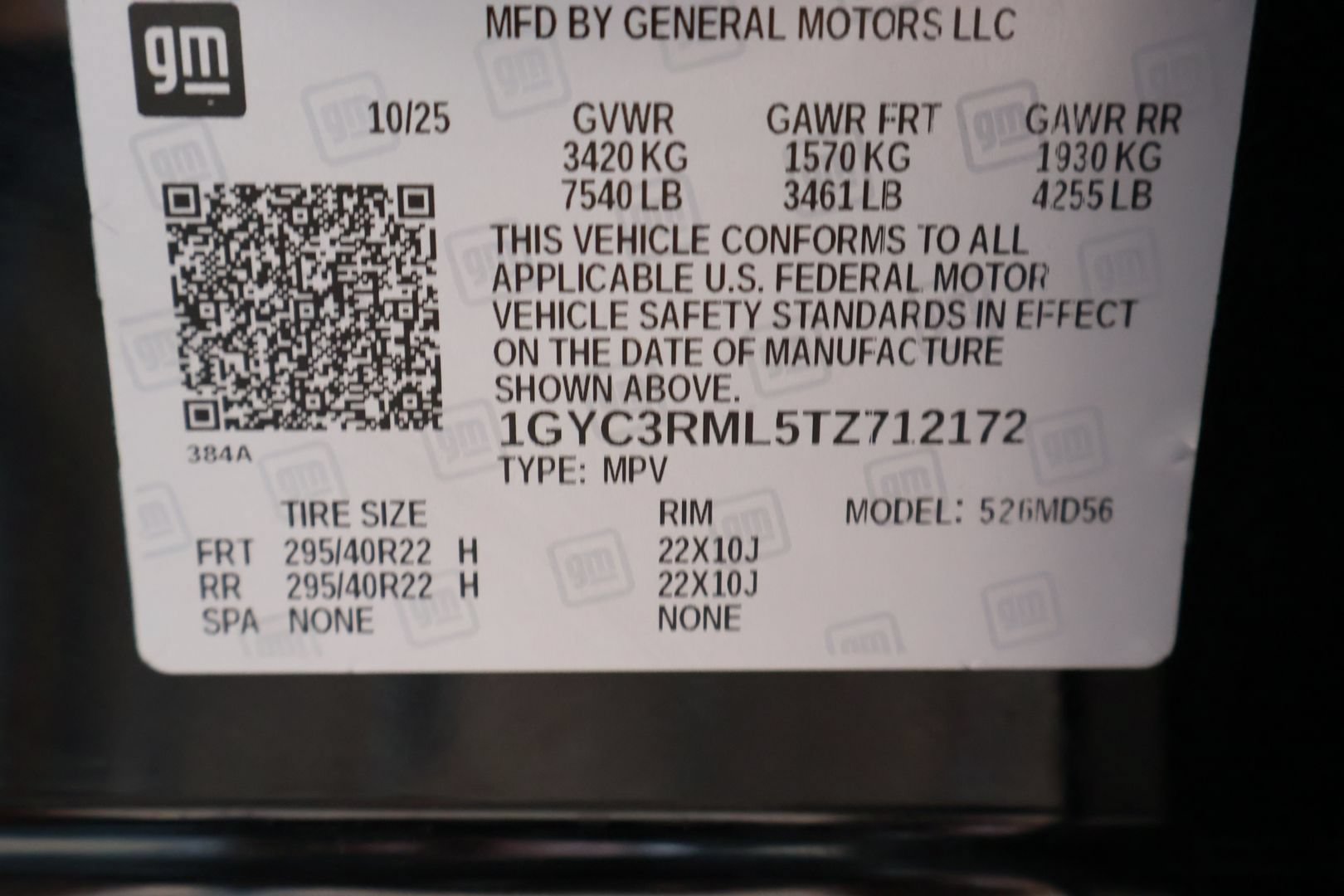 Certified 2026 Cadillac Vistiq Luxury w/ LPO, Floor Liner Package AWD/4WD image 30