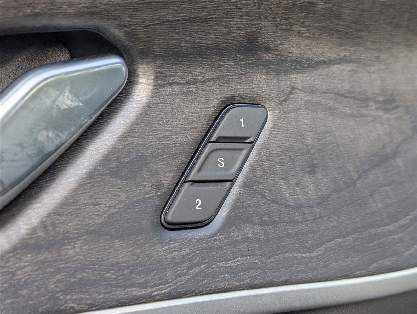 New 2026 Jeep Grand Cherokee L Limited image 16