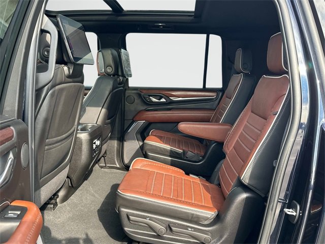 Used 2024 GMC Yukon XL Denali Ultimate image 17