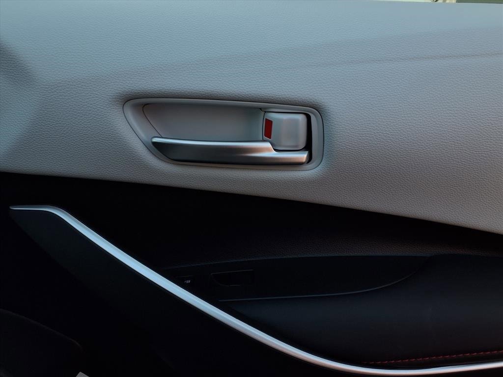 Certified 2025 Toyota Corolla SE image 24