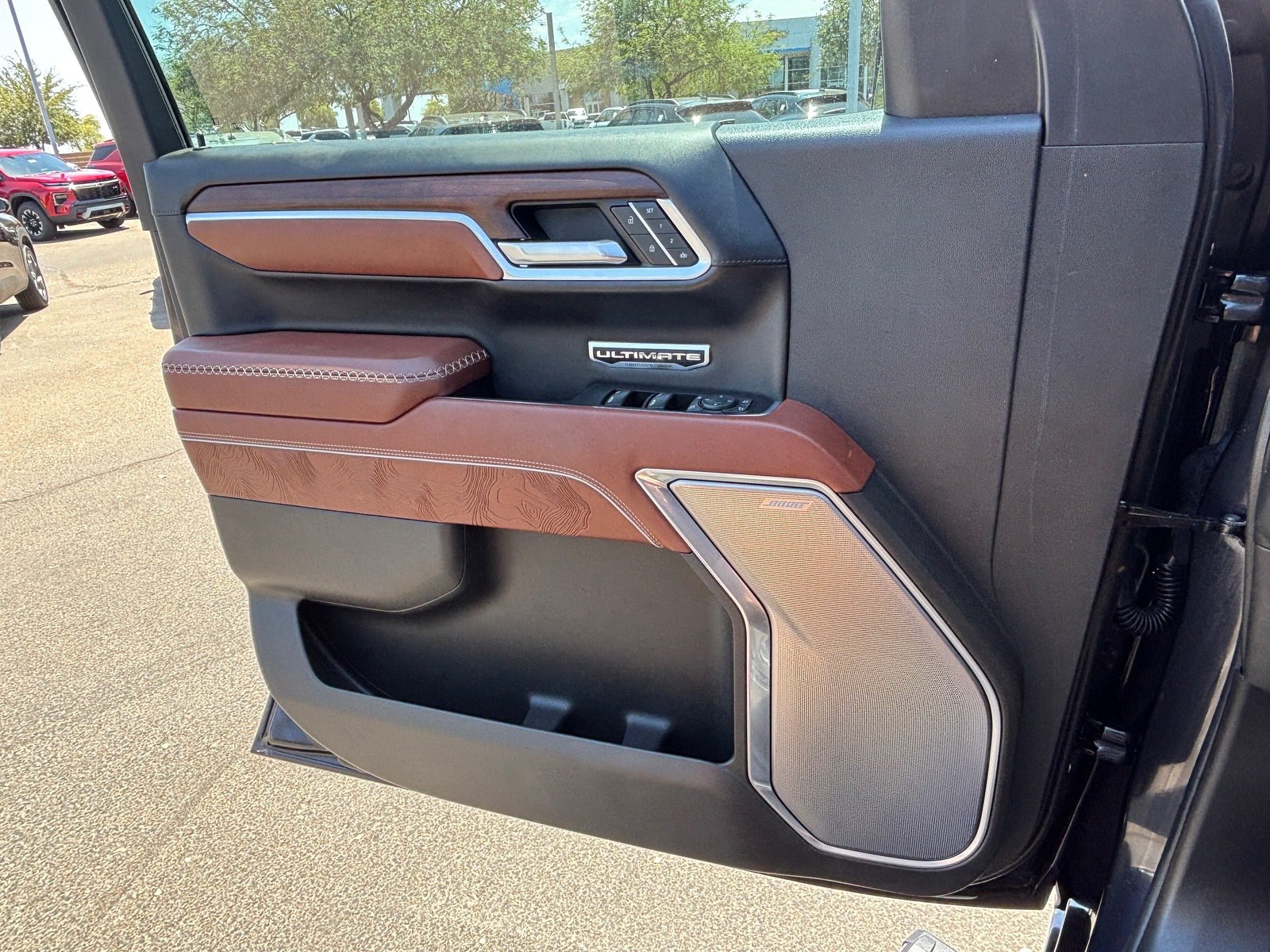 Used 2026 GMC Sierra 1500 Denali Ultimate AWD/4WD image 11