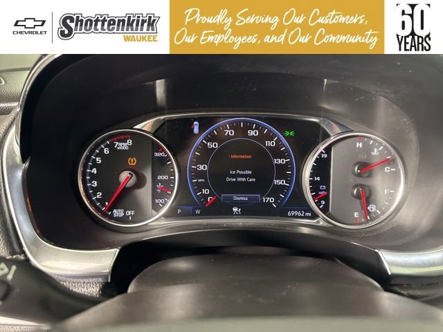 Used 2023 Chevrolet Traverse Premier image 37