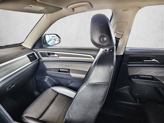 Used 2022 Volkswagen Atlas SEL AWD/4WD image 5
