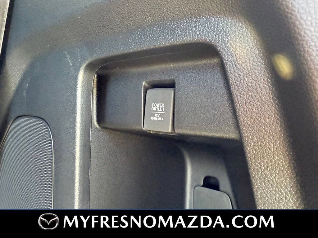 Used 2025 Honda Odyssey Touring image 11