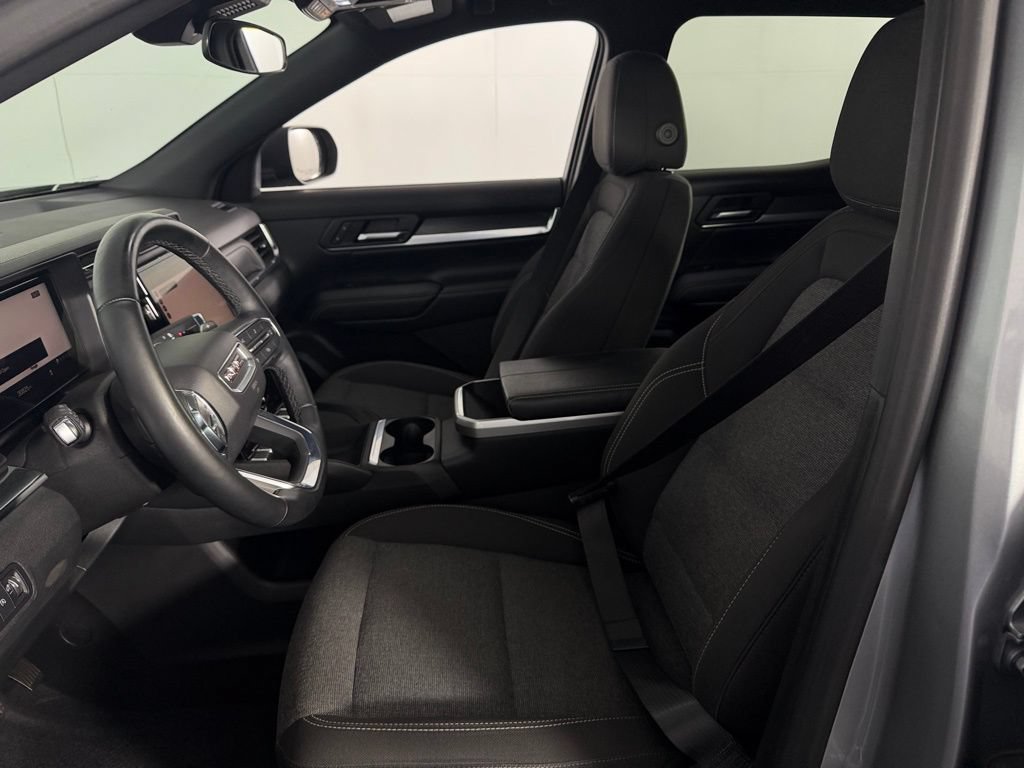 Used 2025 GMC Terrain Elevation AWD/4WD image 21