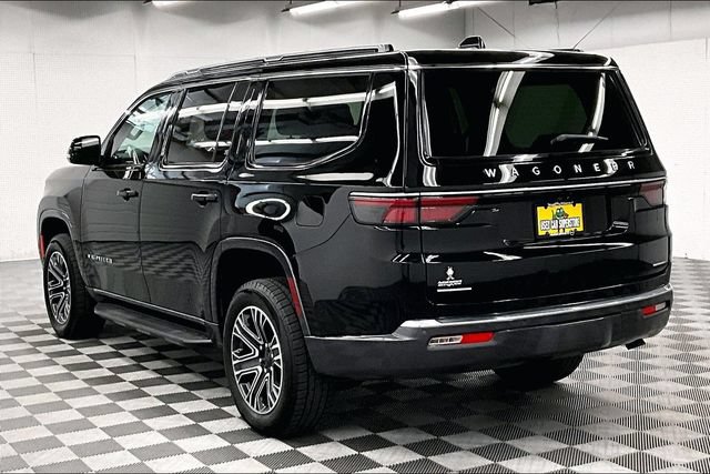 Used 2022 Jeep Wagoneer Series III w/ Rear Seat Video Group 1 AWD/4WD image 3