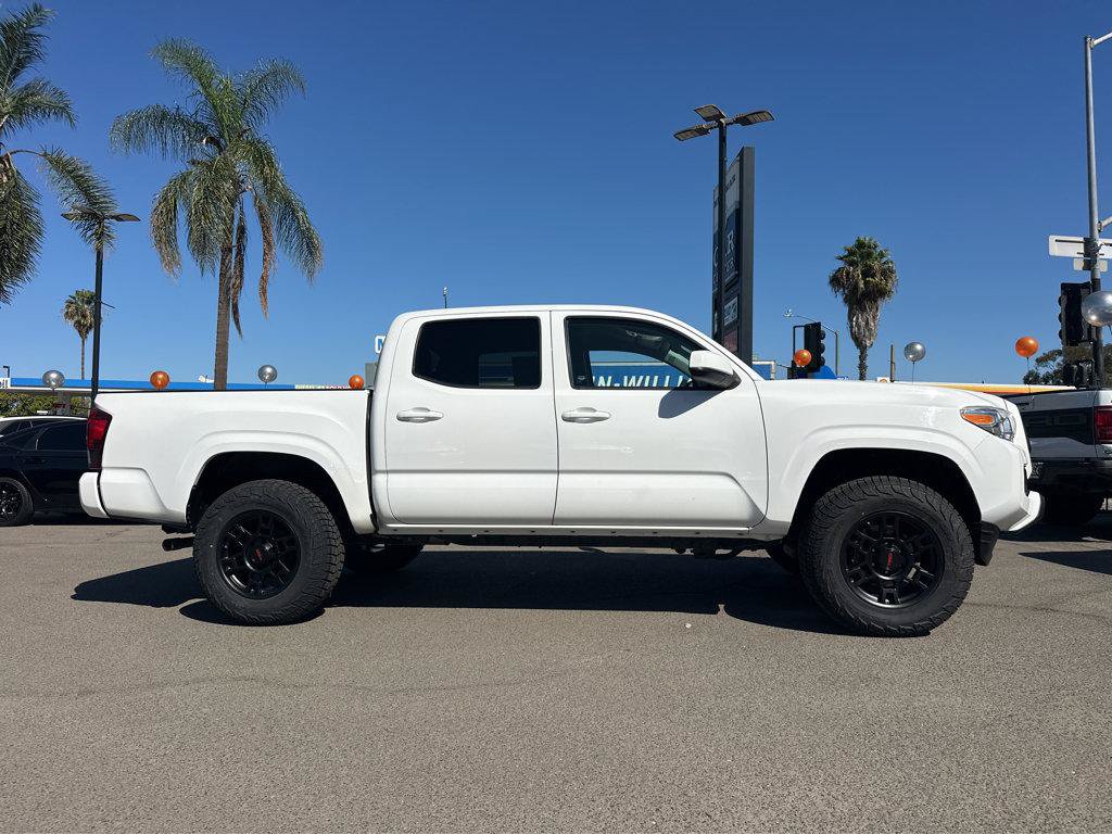 Used 2020 Toyota Tacoma SR AWD/4WD image 37