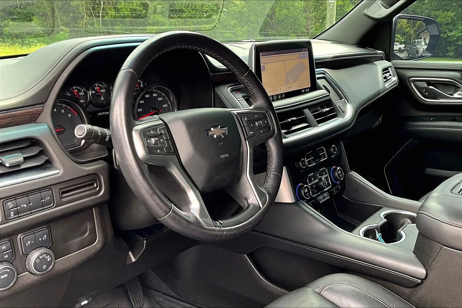 Used 2021 Chevrolet Tahoe Z71 w/ Rear Media and Nav Package AWD/4WD image 13