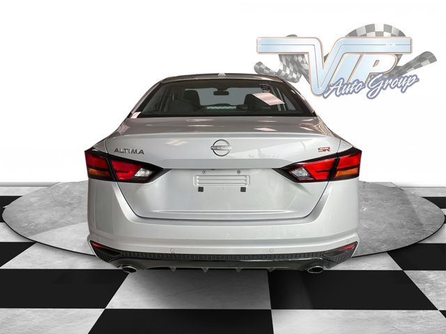 Used 2023 Nissan Altima 2.5 SR image 3