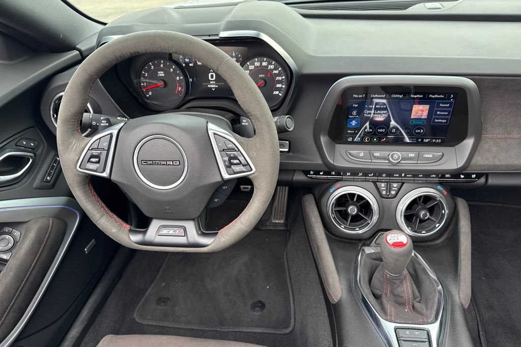 Used 2022 Chevrolet Camaro ZL1 image 15