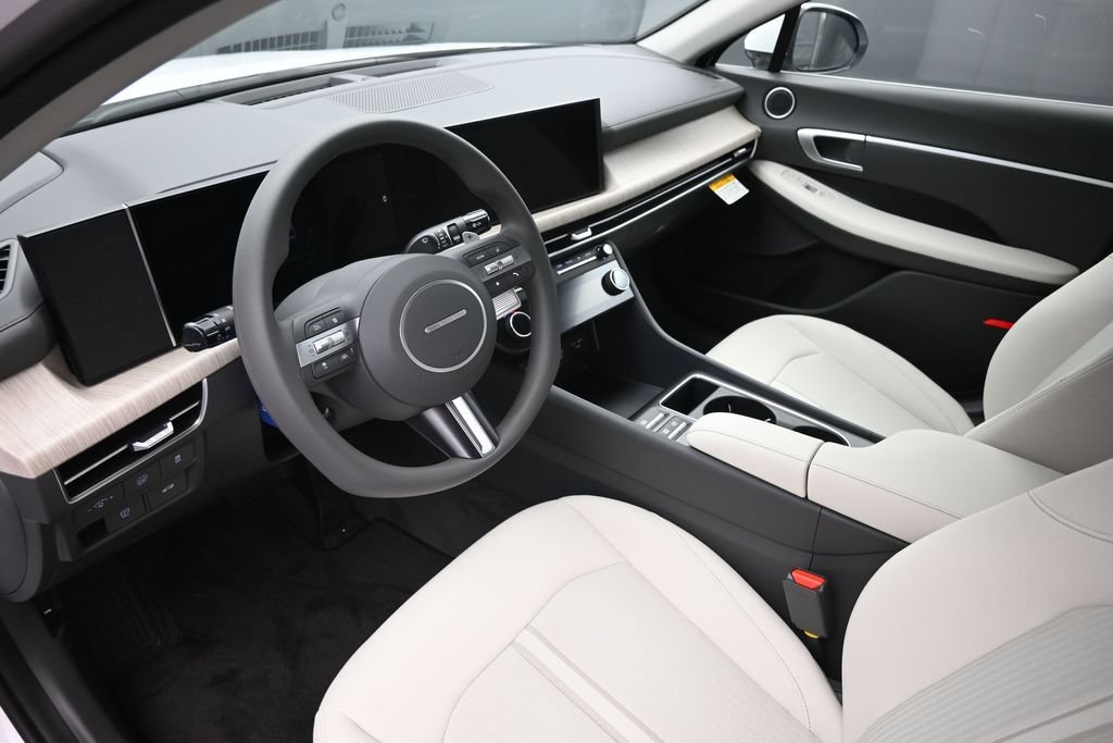 New 2026 Hyundai Sonata Blue FWD image 19