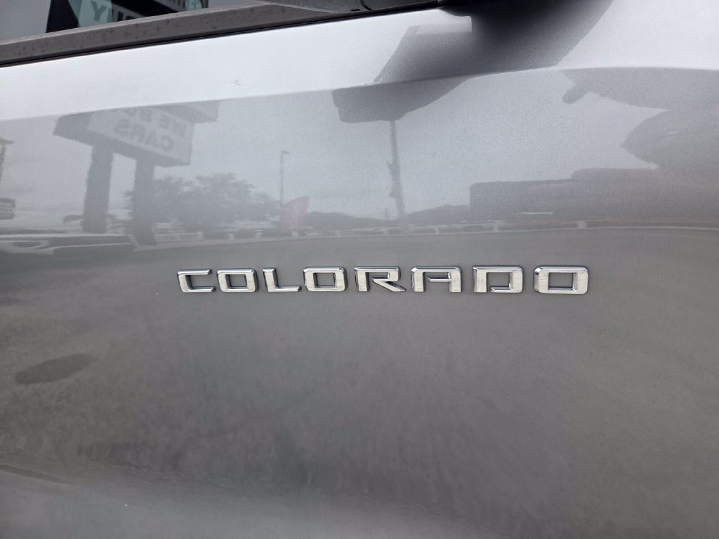 Certified 2023 Chevrolet Colorado Z71 w/ Z71 Convenience Package 2 AWD/4WD image 4