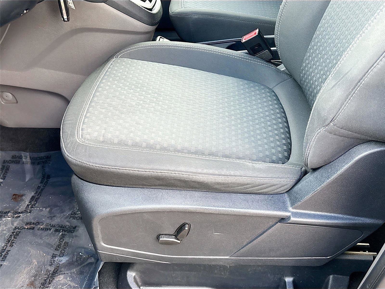 Used 2021 Ford Transit Connect XLT image 20