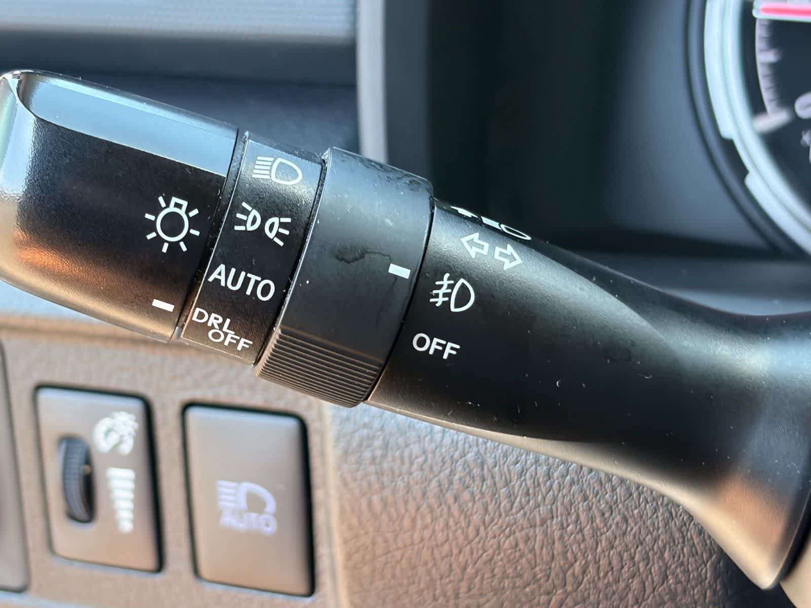 Used 2024 Toyota 4Runner Limited AWD/4WD image 17
